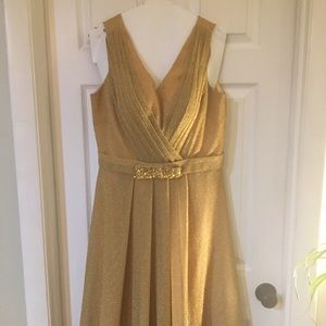 Beautiful long gold dress